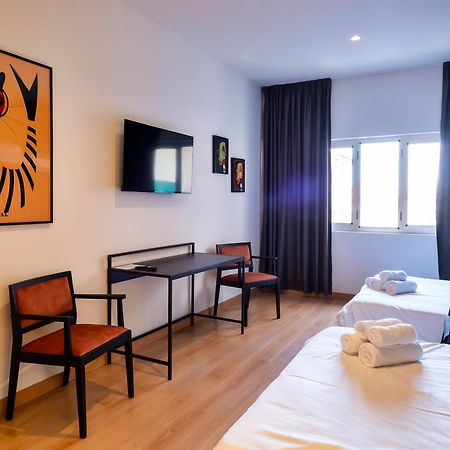 Wonder Hostel Toledo Esterno foto