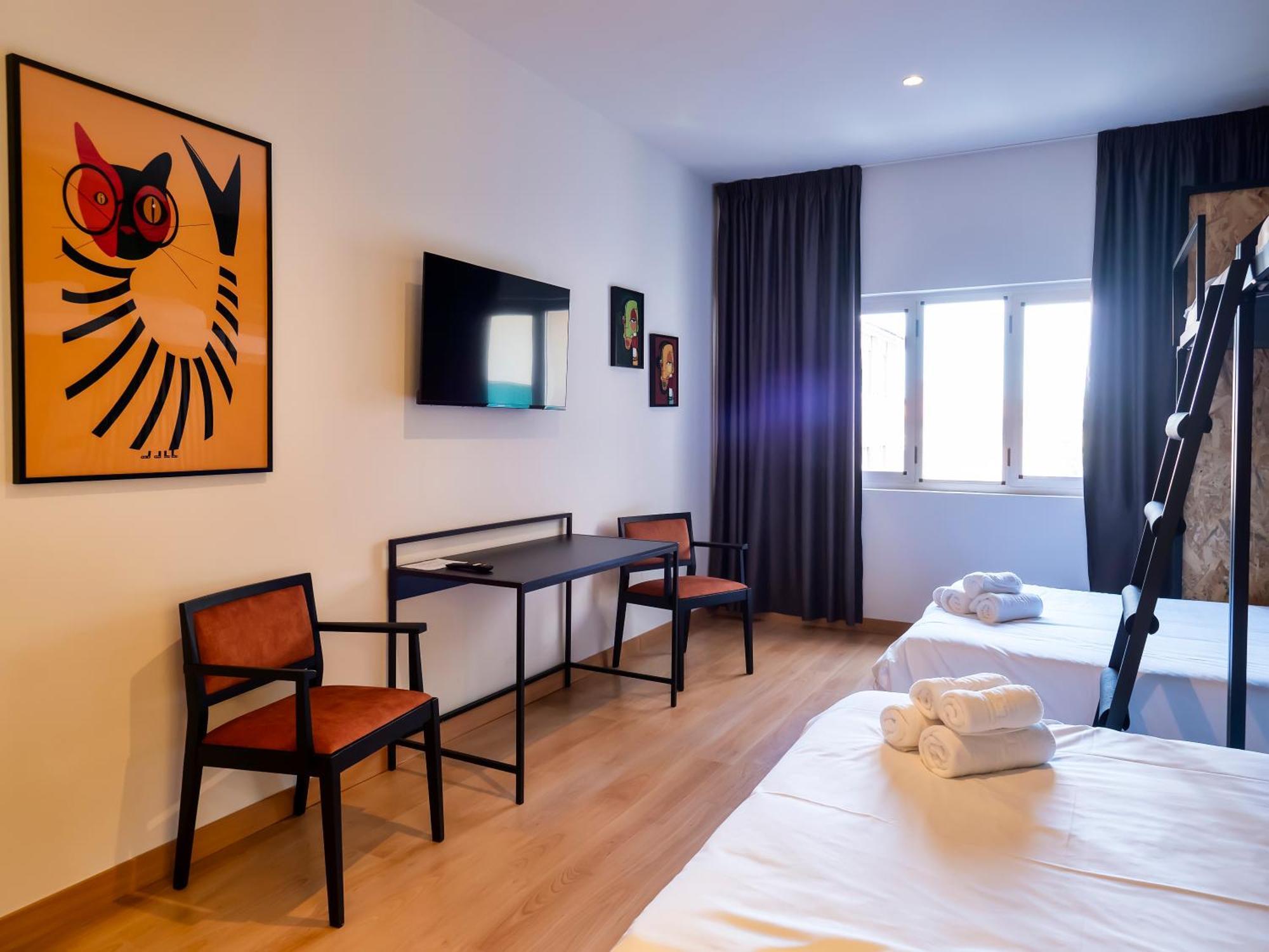 Wonder Hostel Toledo Esterno foto