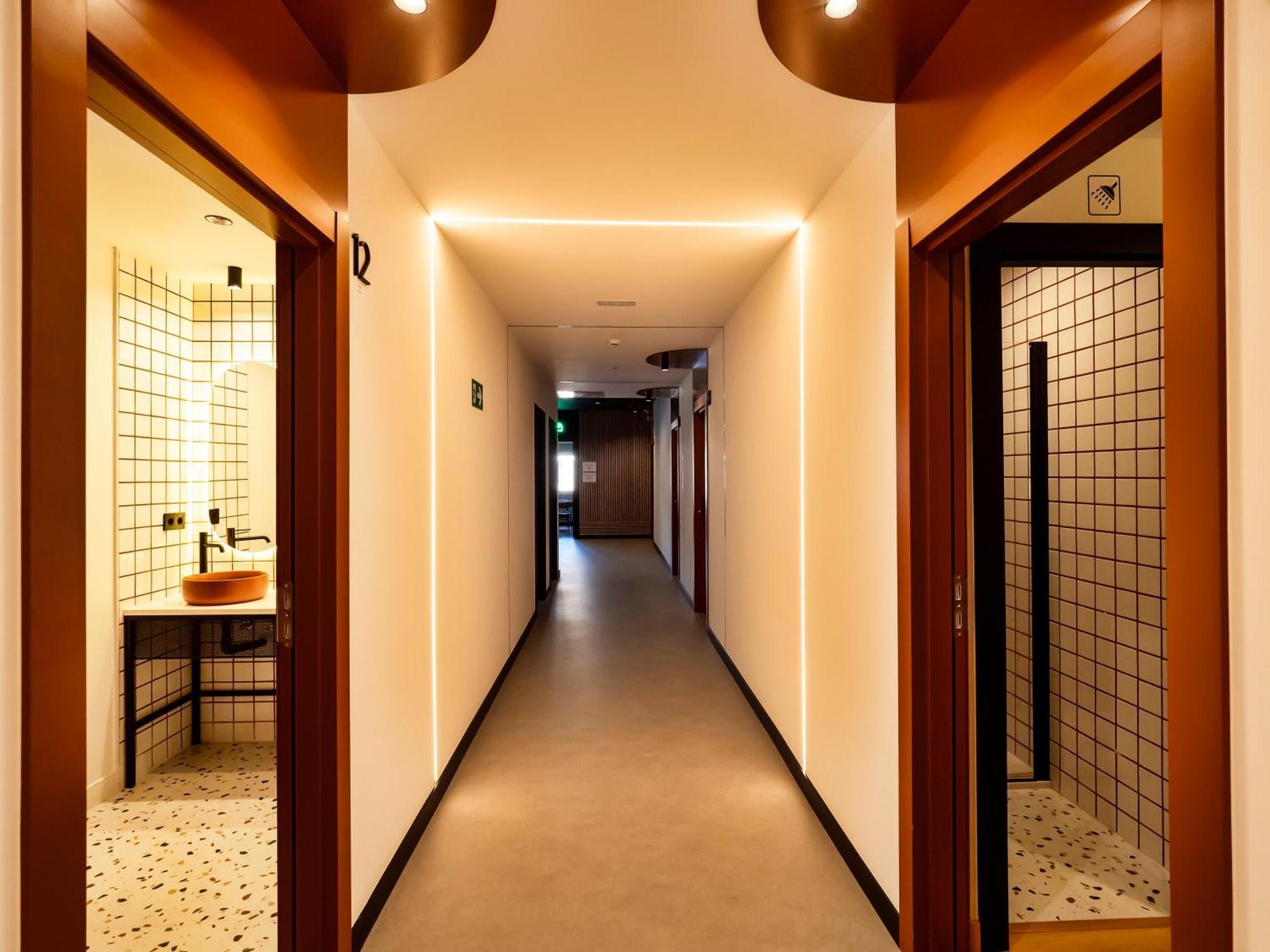 Wonder Hostel Toledo Esterno foto
