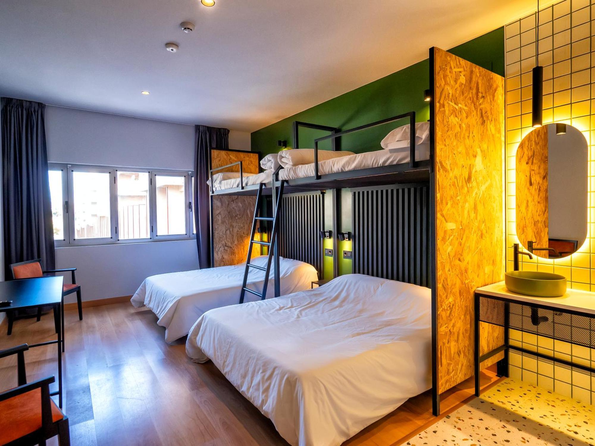 Wonder Hostel Toledo Esterno foto
